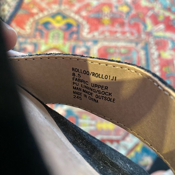 Black microsuede platform heels - Picture 3 of 5